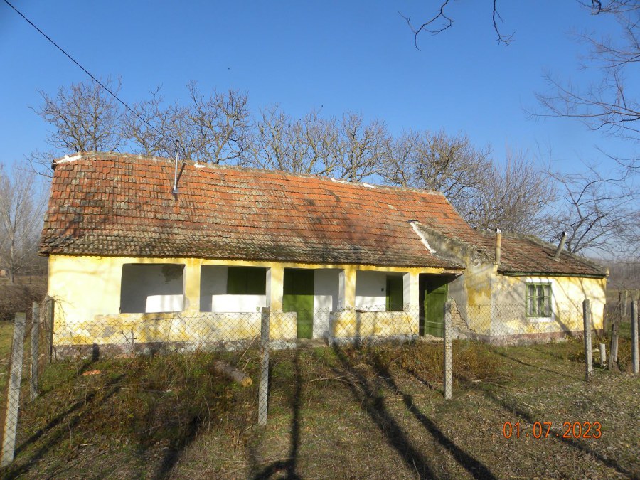 boerderij huis te koop hongarije simpel Bacsalmas id 1374 opknapper 2023 01